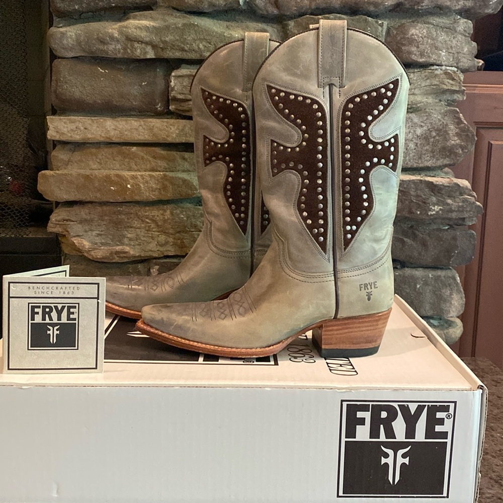Frye Daisy Duke cowboy boots